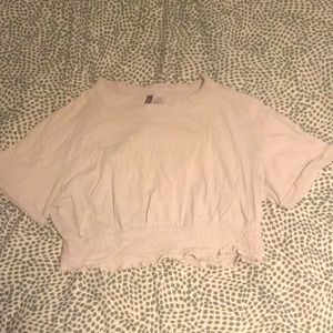 H and m cropped t with ruffles at the bottom